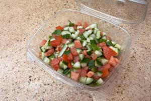 Israeli salad - 16 oz container